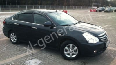 Автостекло  Nissan Almera G15